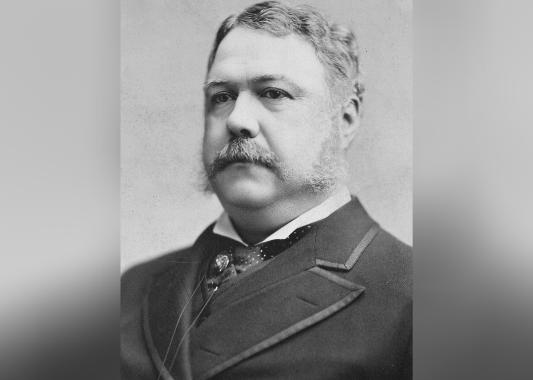 1885)